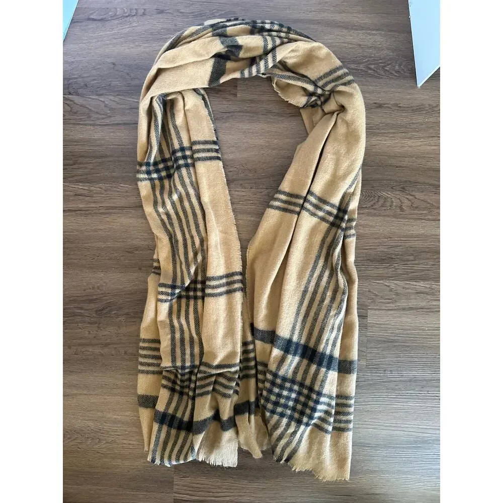 💥Zara Plaid Blanket Scarf USA Medium black and tan - Picture 9 of 9